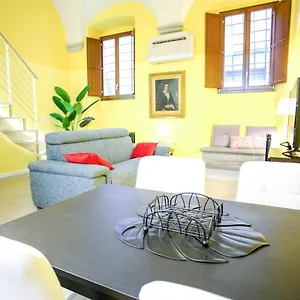 https://fiorenza-boutique-apartment.it-tuscanyhotel.com